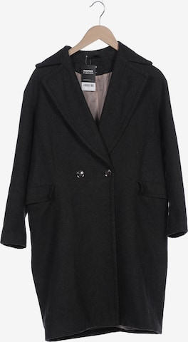 H&M Jacket & Coat in XS in Black: front