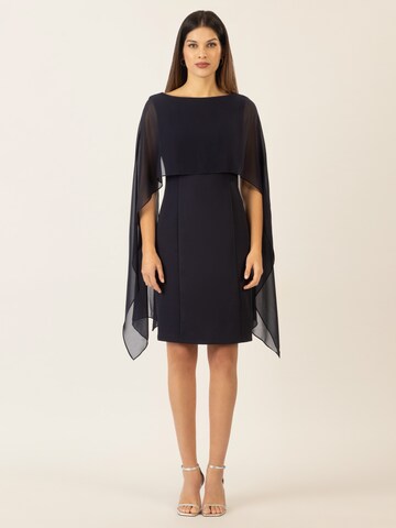 APART Kleid in Blau