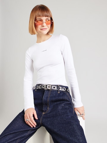 Maglietta di GUESS JEANS in bianco: frontale