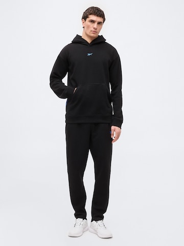 Reebok Sportovní mikina – černá