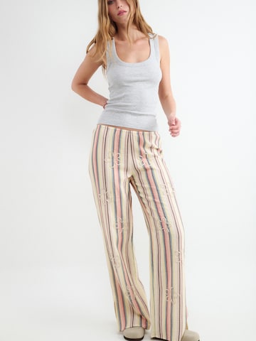 BALMOHK Toppi värissä harmaa