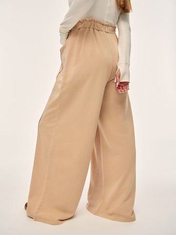 Kamila Šikl Wide leg Pants in Beige