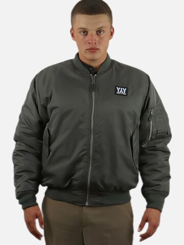 HEFTYKA Winter Jacket in Grey