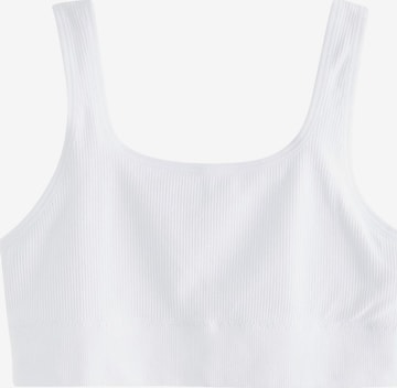 Next Toppi värissä valkoinen: etupuoli