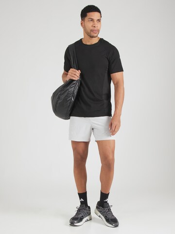 T-Shirt fonctionnel 'The Training Day' Fabletics en noir
