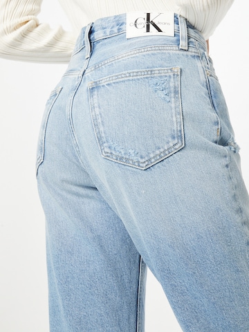 Calvin Klein Jeans Regular Jeans 'Mom' in Blau