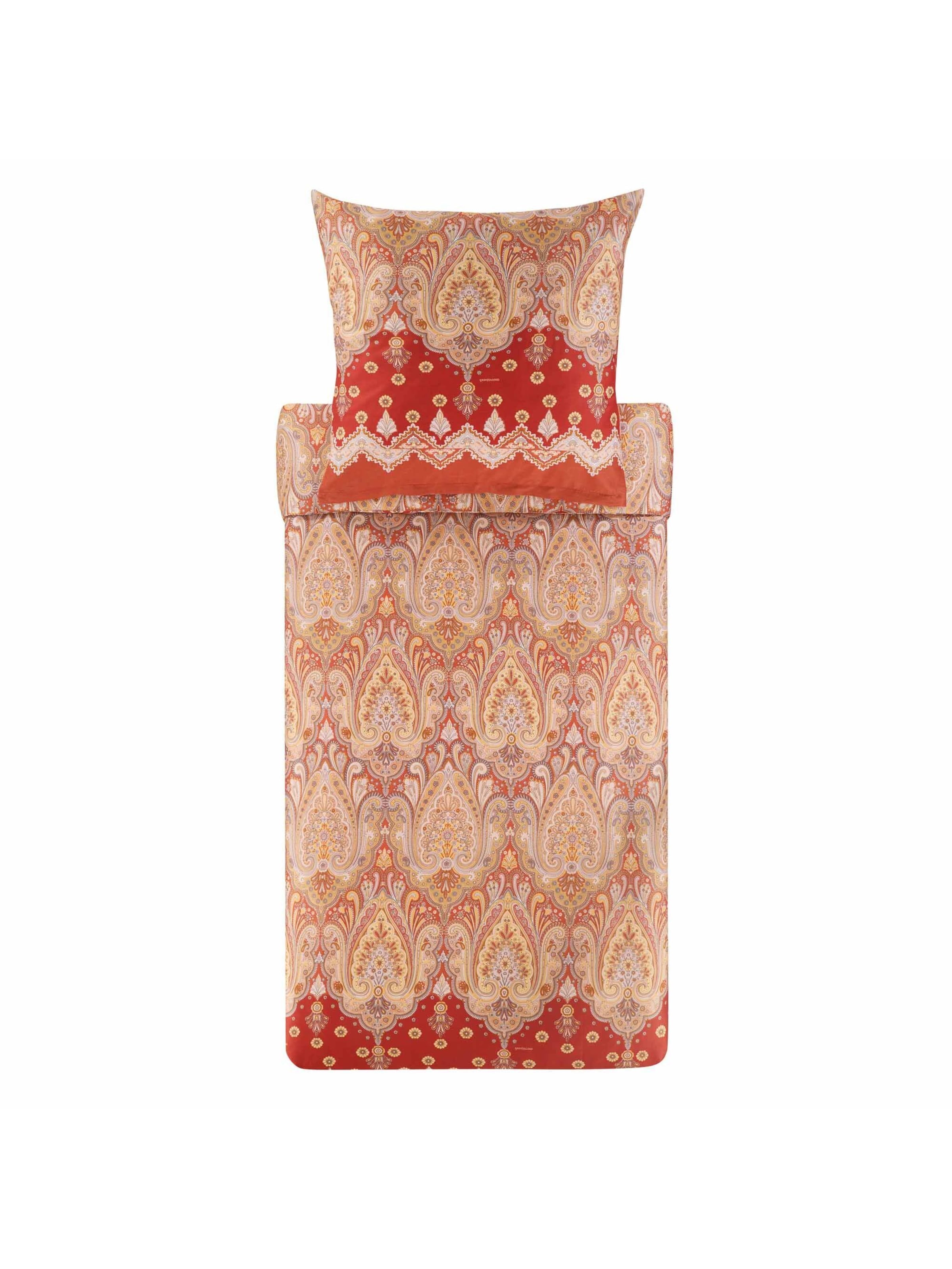 BASSETTI Duvet Cover in Red: front