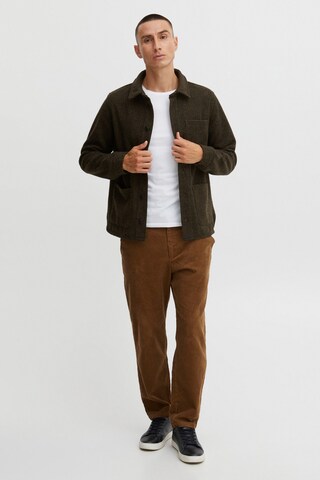 Casual Friday Between-Season Jacket in Brown