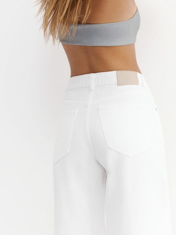 Loosefit Jean Pull&Bear en blanc