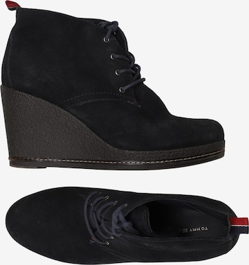 TOMMY HILFIGER Stiefelette 39 in Blau: Vorderseite