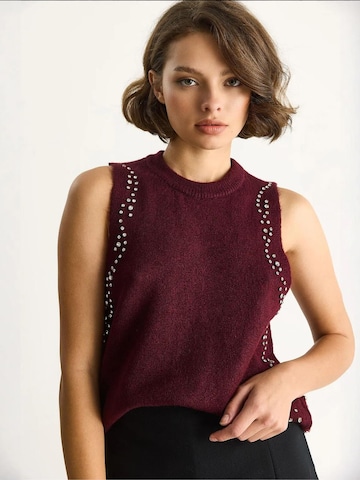 Top in maglia di Bianco Lucci in rosso: frontale