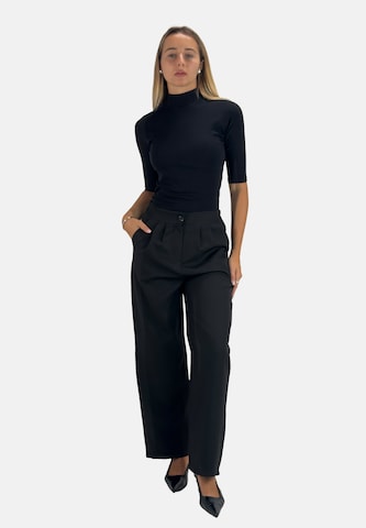 Elara Loose fit Pleat-Front Pants in Black