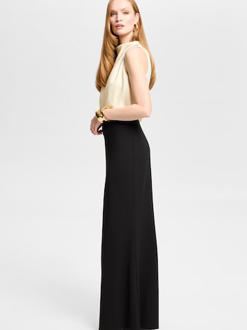 SWING Dress in Black