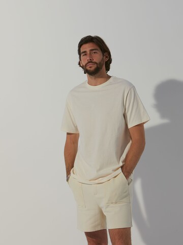 ABOUT YOU x Alvaro Soler - Camisa 'Rocco' em bege: frente