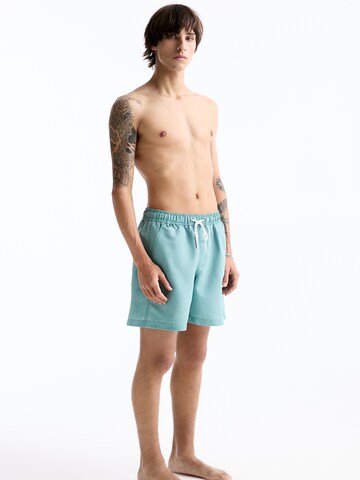 Pull&Bear Badshorts i grön