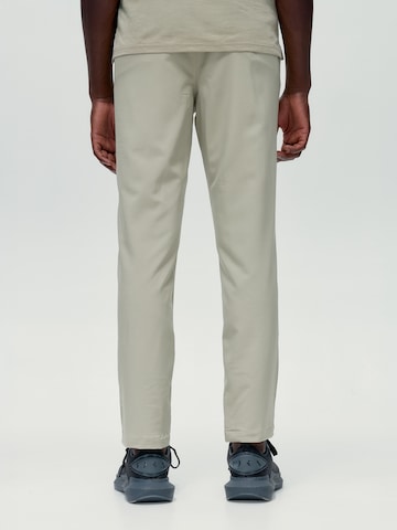Regular Pantalon chino ' Ganges ' Born Living Yoga en beige