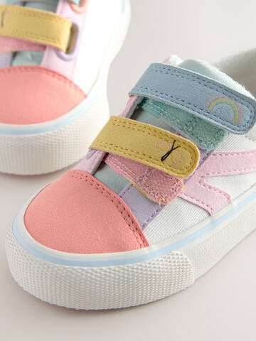 Baskets Next en mélange de couleurs