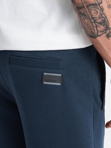 Regular Pantalon Ombre en bleu