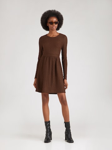 Robe 'Delia' ABOUT YOU en marron