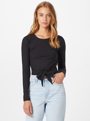 ABOUT YOU Shirt 'Madita' in Zwart: voorkant