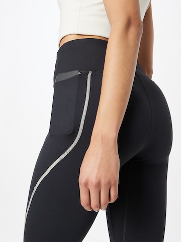 Skinny Pantaloni sportivi 'Pjt Rock Meridian' di UNDER ARMOUR in nero