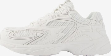 Sneaker bassa di Bershka in bianco