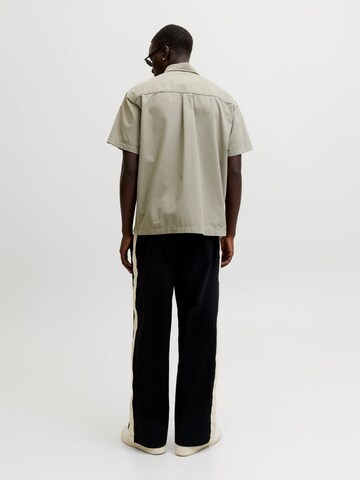 JACK & JONES Comfort fit Button Up Shirt 'Oben' in Green