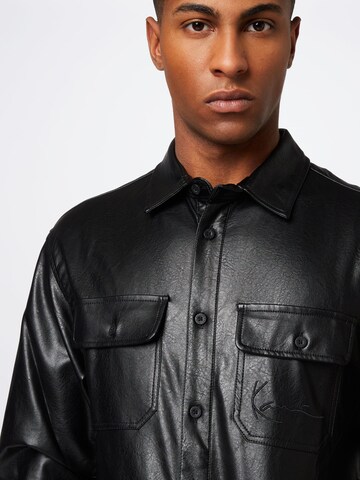 Karl Kani Regular fit Button Up Shirt in Black