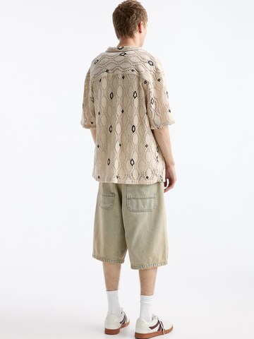 Pull&Bear Comfort Fit Skjorte i beige