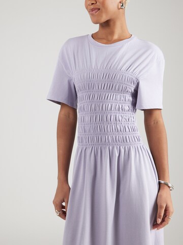 & Other Stories Kleid in Lila