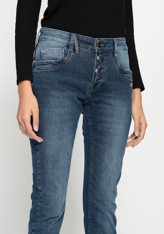 Coupe slim Jean '94Gerda' Gang en bleu