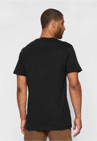 T-Shirt 'Trust no one' MT Men en noir