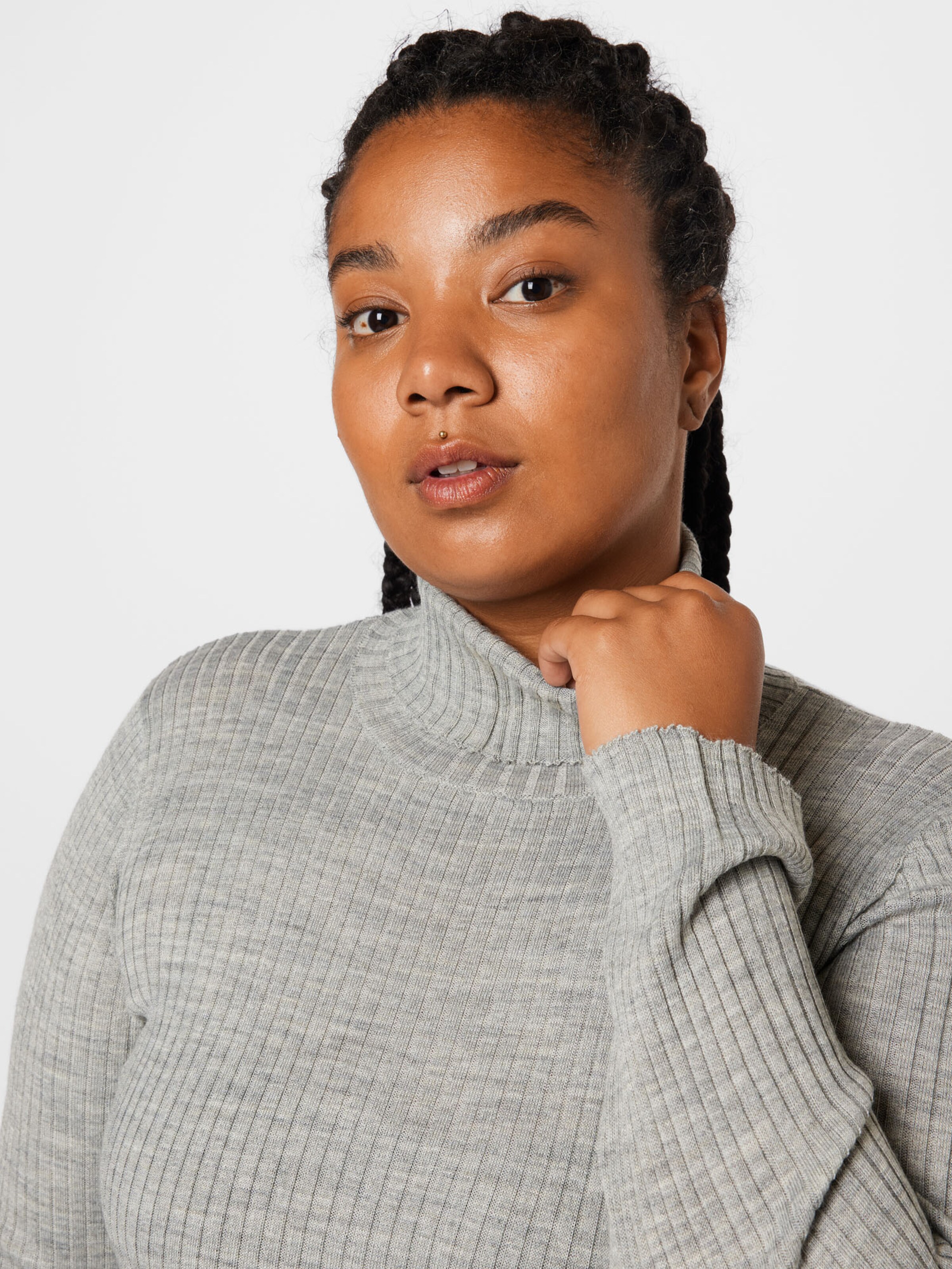 Femme Pull-over Costia Selected Femme Curve en Gris Clair 