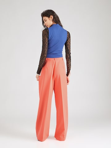 SOMETHINGNEW Wide leg Pleat-Front Pants in Pink