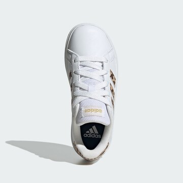 Baskets 'Grand Court 2.0' ADIDAS SPORTSWEAR en blanc