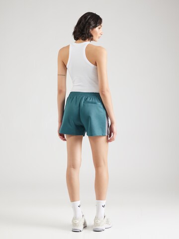 ADIDAS ORIGINALS Avar lõige Püksid 'Summer Glow', värv roheline