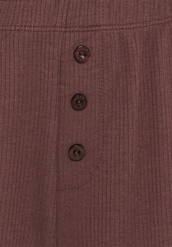 LSCN by LASCANA Shorty in Braun