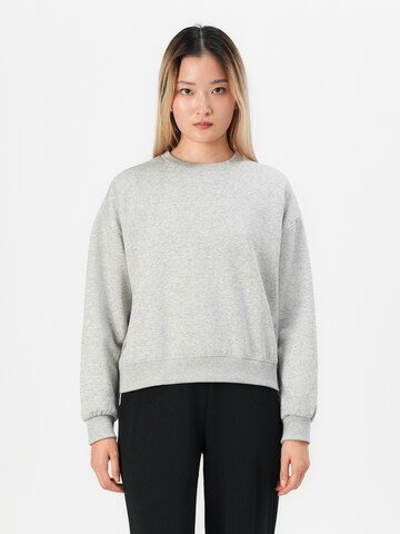 ONLYSweater majica 'ONLFIE' - siva boja: prednji dio