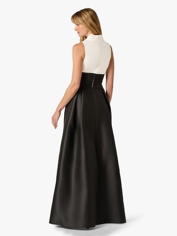Adrianna Papell Avondjurk in Zwart