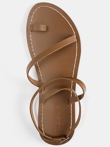 Sandalo con cinturino di Pull&Bear in marrone