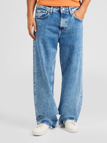 Calvin Klein Jeans Loosefit Jeans '90S' i blå: forside