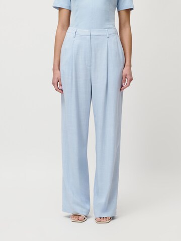 Wide leg Pantaloni con pieghe 'Thora' di LeGer by Lena Gercke in blu: frontale