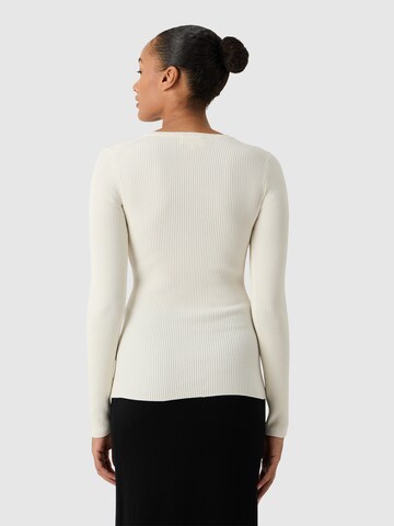 Pull-over 'Evii' Les Lunes en blanc