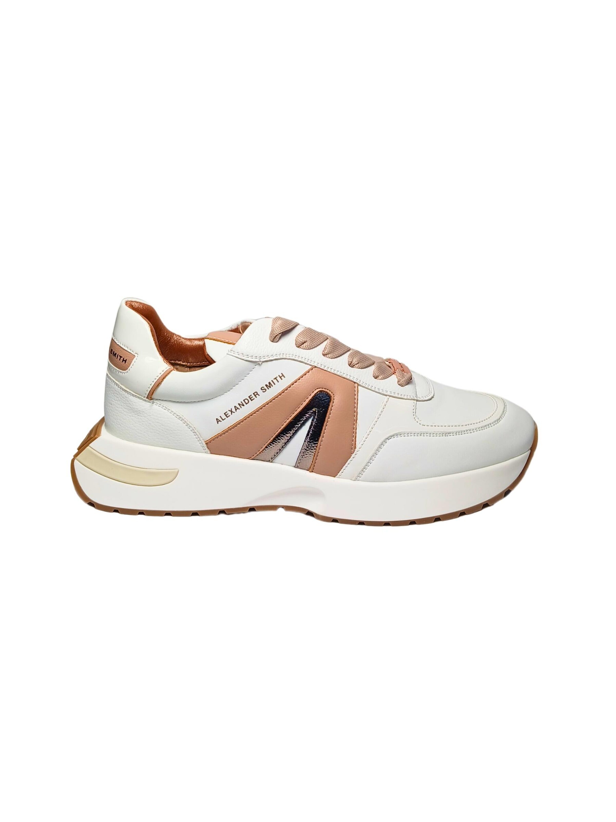 Baskets basses Alexander Smith en blanc : devant
