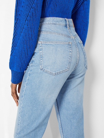 Bershka Regular Jeans in Blau