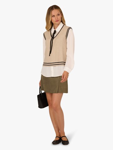 Adrianna Papell Blouse in Beige