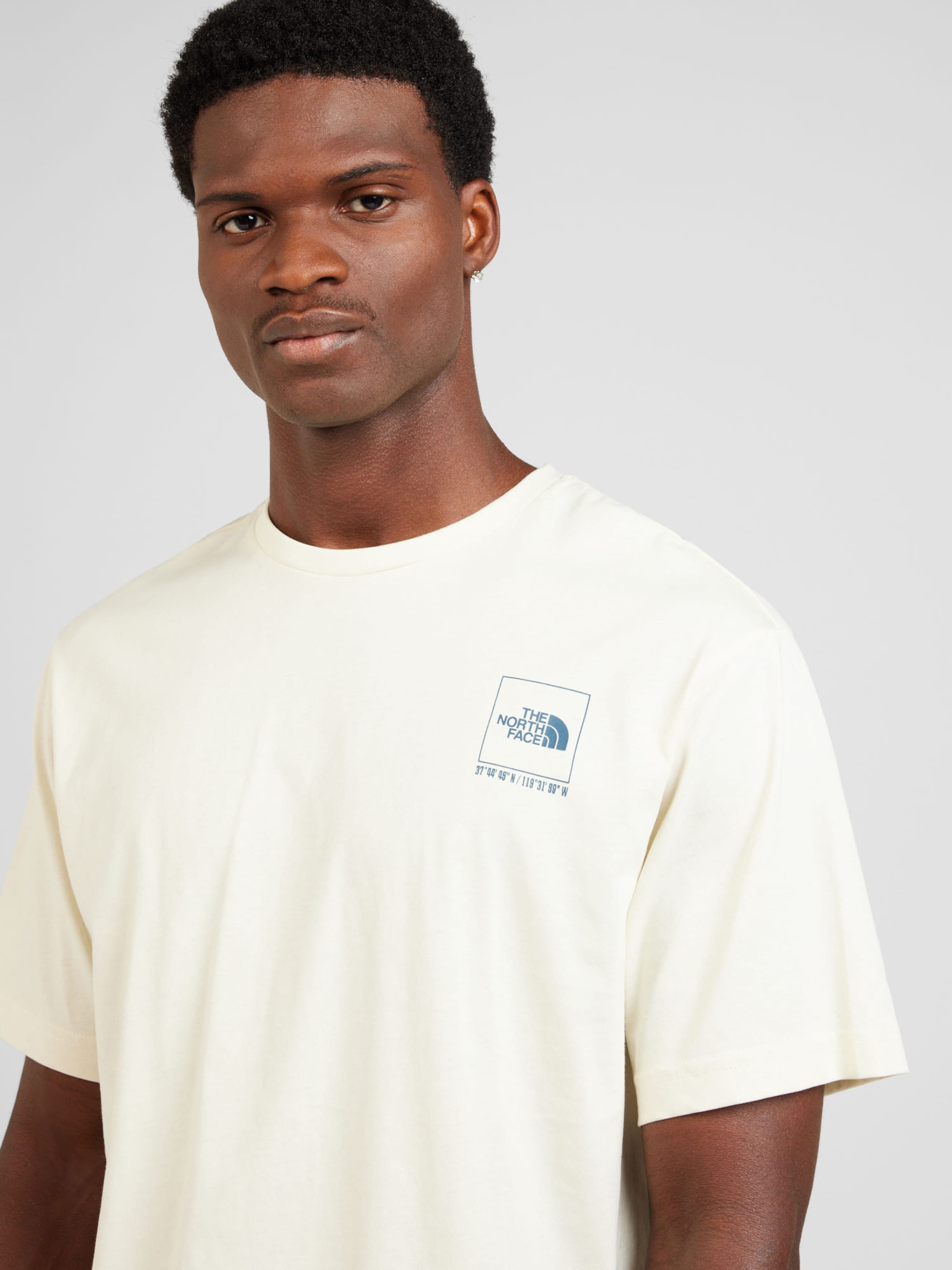Wit north face shirt sale