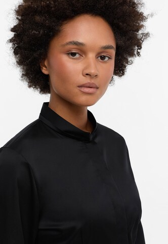 ETERNA Blouse in Zwart