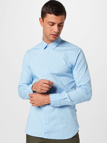 BOSS Slim fit Button Up Shirt 'Magneton' in Blue: front