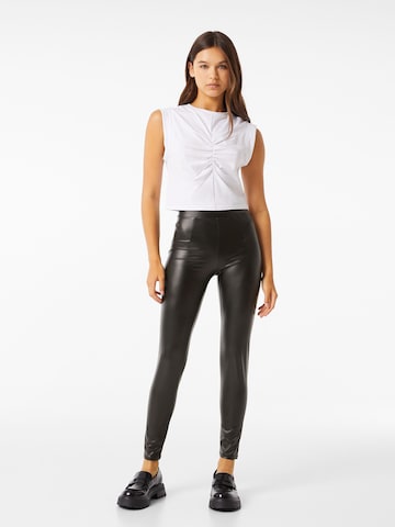 Bershka Slimfit Leggings i svart